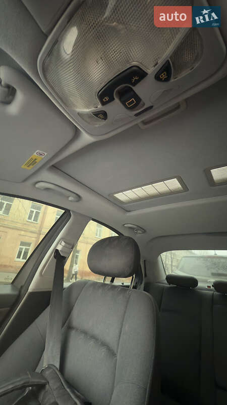 Седан Mercedes-Benz C-Class 2002 в Львове фото 12 Седан Mercedes-Benz C-Class 2002 в Львове