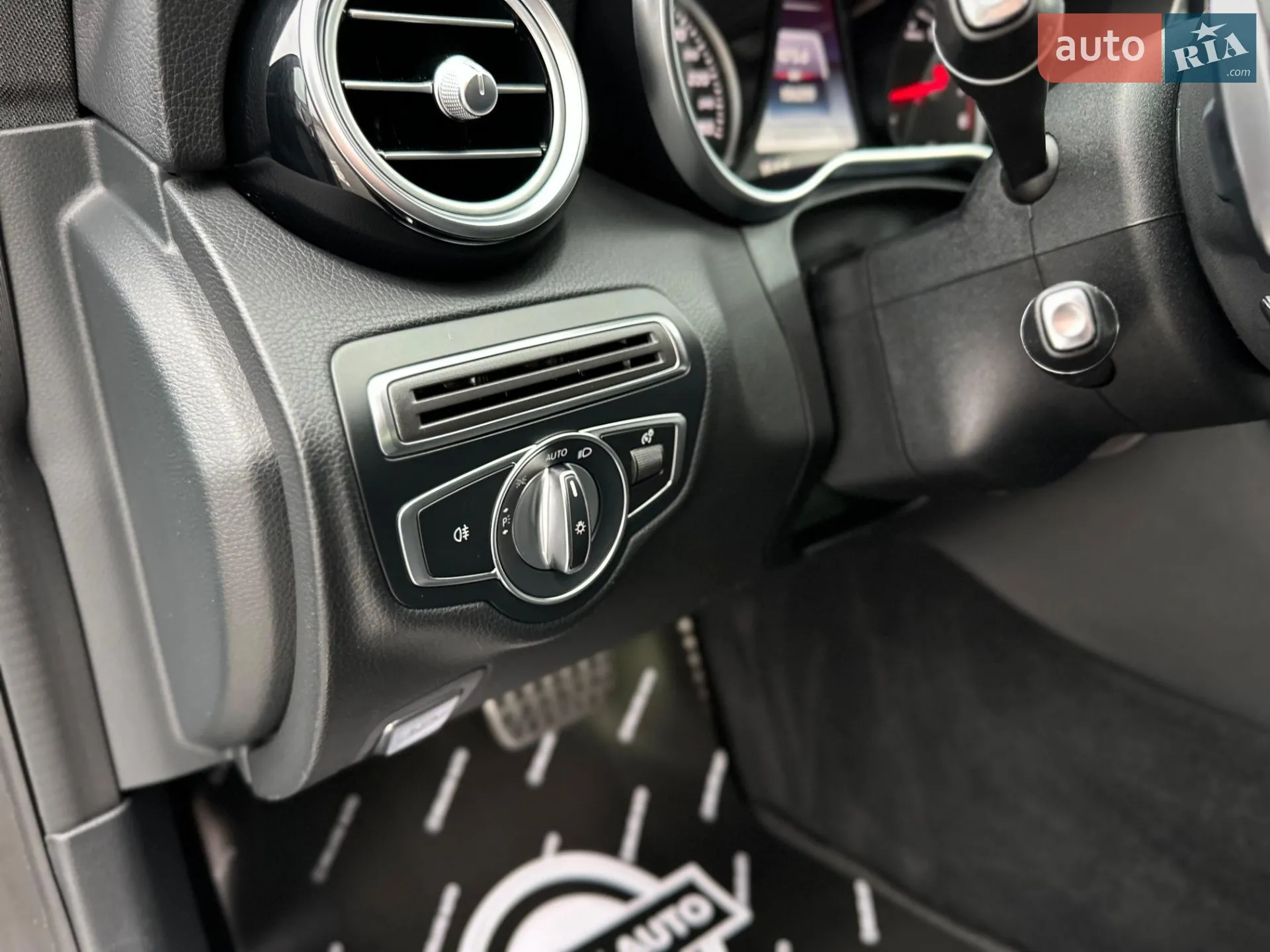 2017 Mercedes-Benz C-klasse - мініатюра 20