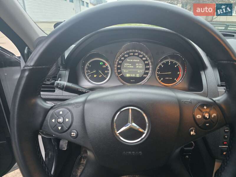 Универсал Mercedes-Benz C-Class 2009 в Новоднестровске фото 11 Универсал Mercedes-Benz C-Class 2009 в Новоднестровске