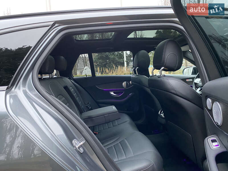 Універсал Mercedes-Benz C-Class 2018 в Києві