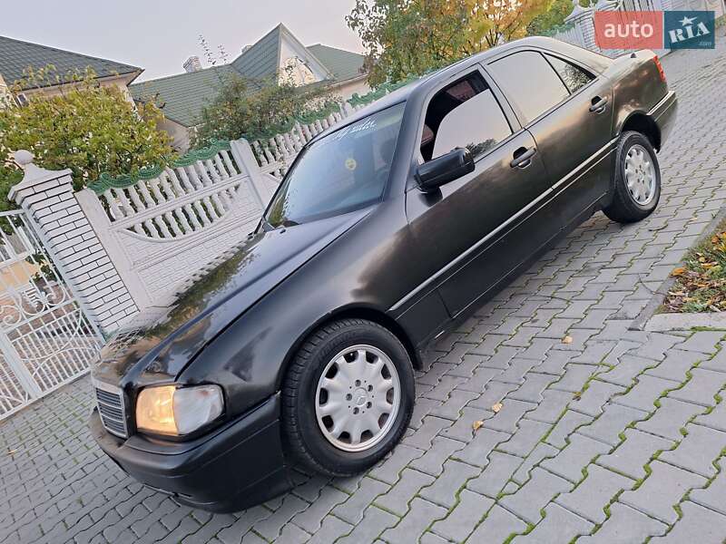 Седан Mercedes-Benz C-Class 1994 в Чернівцях фото 22 Седан Mercedes-Benz C-Class 1994 в Чернівцях