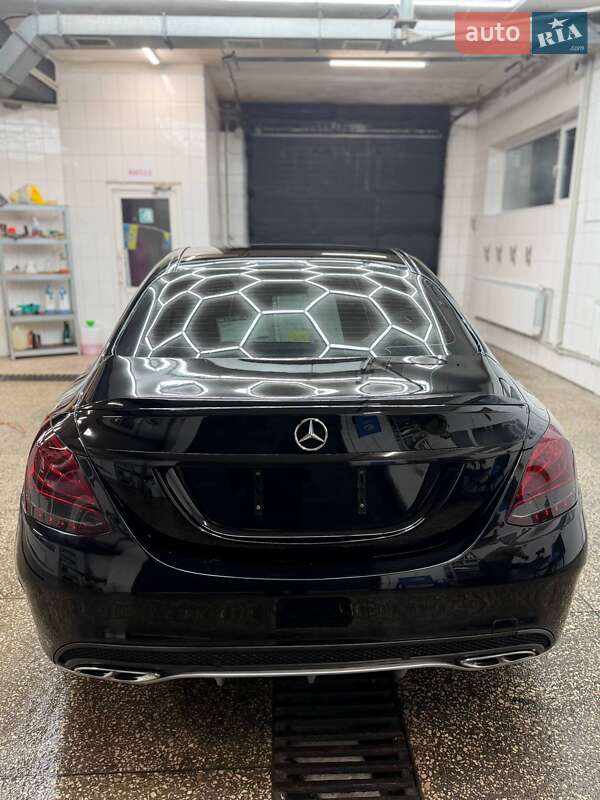 Седан Mercedes-Benz C-Class 2015 в Виннице