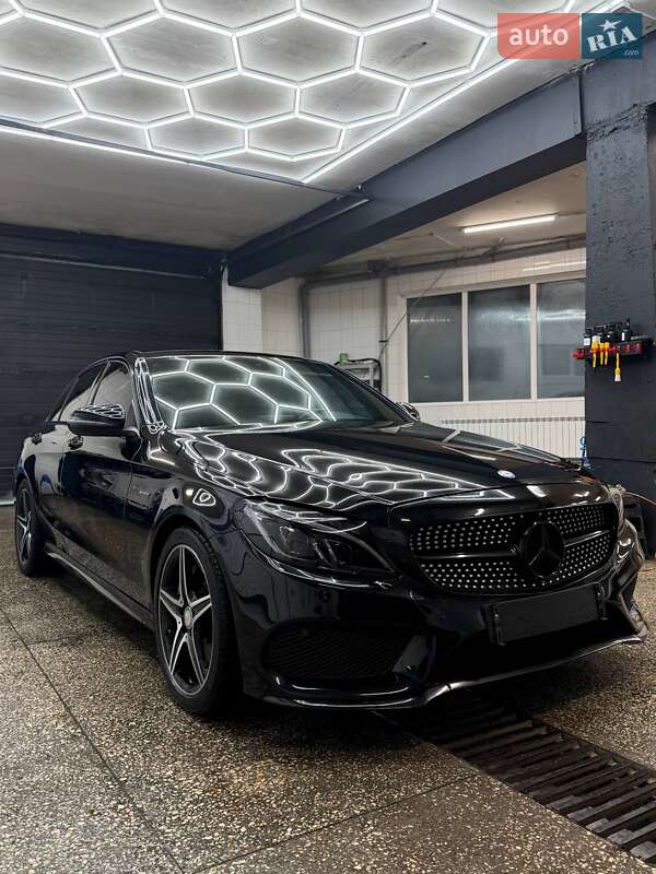 Седан Mercedes-Benz C-Class 2015 в Виннице