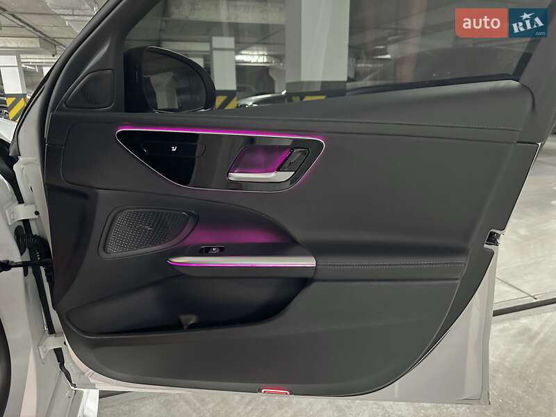 Седан Mercedes-Benz C-Class 2022 в Днепре