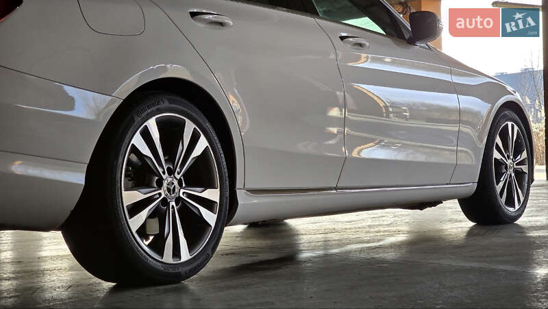 Седан Mercedes-Benz C-Class 2018 в Самборе