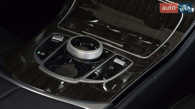 Седан Mercedes-Benz C-Class 2018 в Самборе