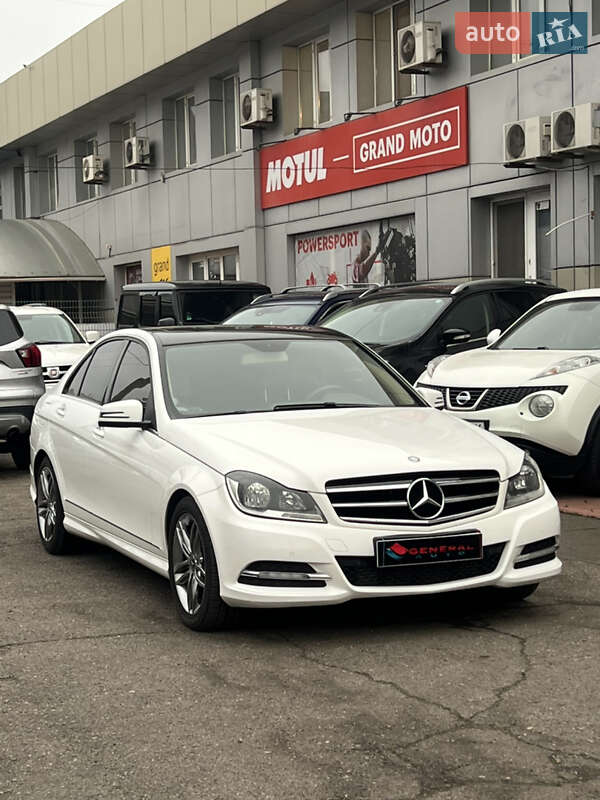 Седан Mercedes-Benz C-Class 2013 в Одесі фото 5 Седан Mercedes-Benz C-Class 2013 в Одесі