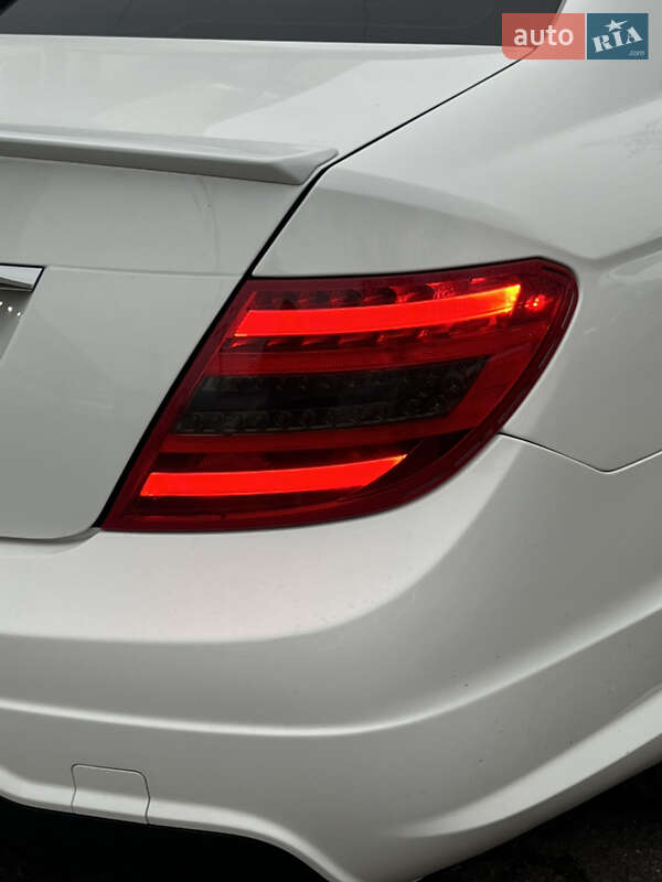 Седан Mercedes-Benz C-Class 2013 в Одесі фото 18 Седан Mercedes-Benz C-Class 2013 в Одесі