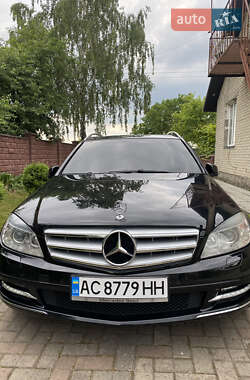 Универсал Mercedes-Benz C-Class 2010 в Луцке