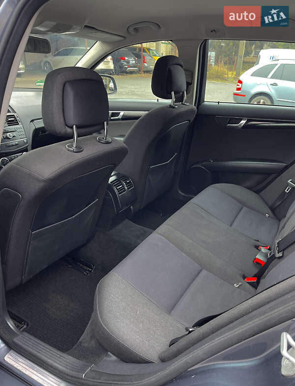 Универсал Mercedes-Benz C-Class 2008 в Хмельницком фото 17 Универсал Mercedes-Benz C-Class 2008 в Хмельницком