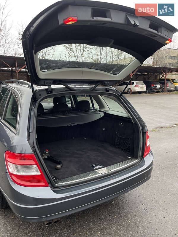 Универсал Mercedes-Benz C-Class 2008 в Хмельницком фото 26 Универсал Mercedes-Benz C-Class 2008 в Хмельницком