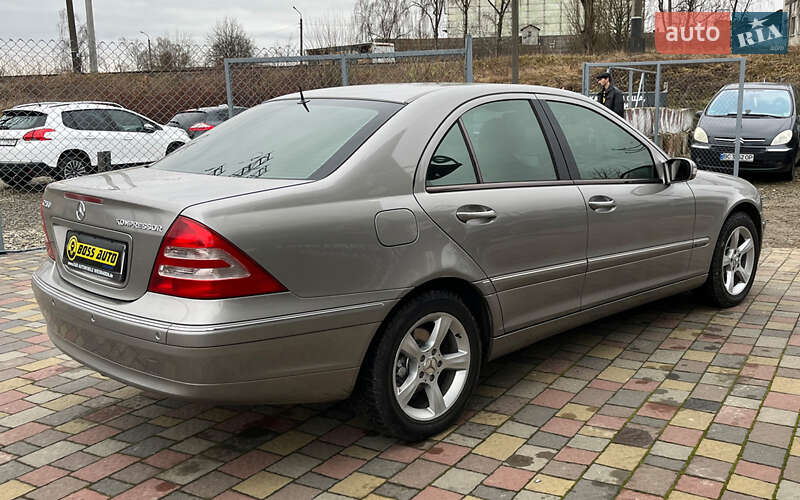 Седан Mercedes-Benz C-Class 2003 в Стрые