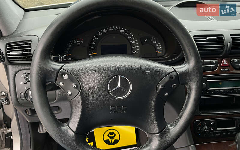 Седан Mercedes-Benz C-Class 2003 в Стрые