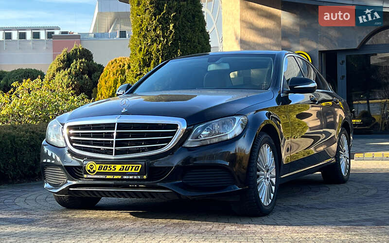 Седан Mercedes-Benz C-Class 2015 в Львове