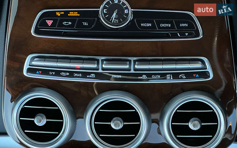 Седан Mercedes-Benz C-Class 2015 в Львове