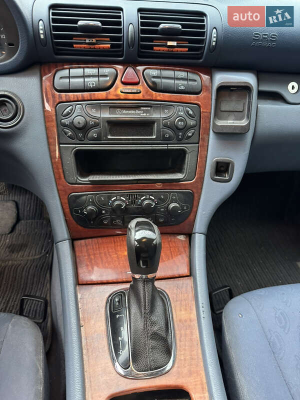 Універсал Mercedes-Benz C-Class 2002 в Запоріжжі фото 8 Універсал Mercedes-Benz C-Class 2002 в Запоріжжі