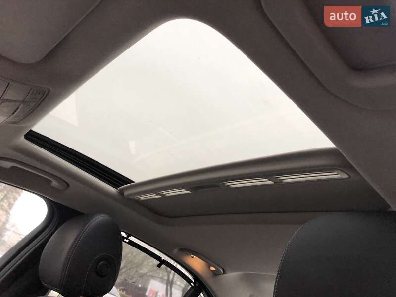 Седан Mercedes-Benz C-Class 2014 в Киеве