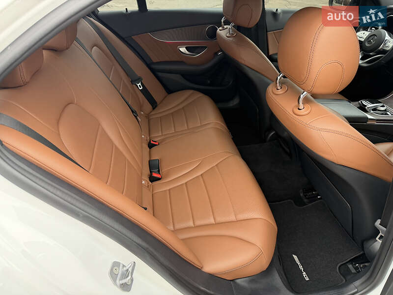 Седан Mercedes-Benz C-Class 2018 в Киеве фото 28 Седан Mercedes-Benz C-Class 2018 в Киеве