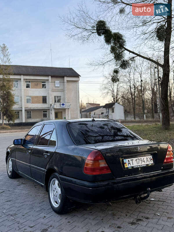 Седан Mercedes-Benz C-Class 1994 в Черновцах фото 8 Седан Mercedes-Benz C-Class 1994 в Черновцах