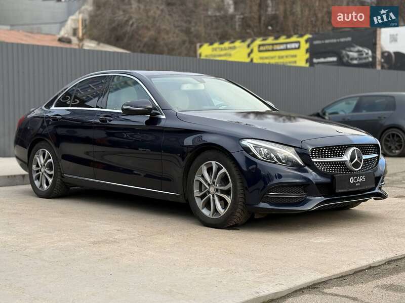 Седан Mercedes-Benz C-Class 2018 в Киеве