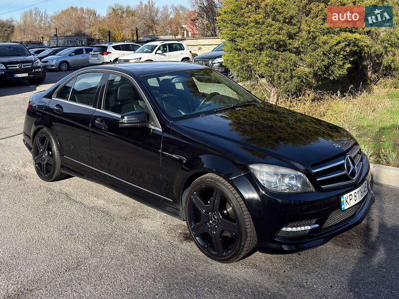 Mercedes-Benz C-Class 2010