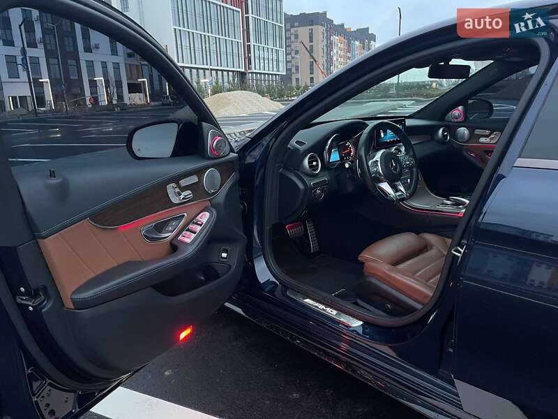 Седан Mercedes-Benz C-Class 2019 в Киеве