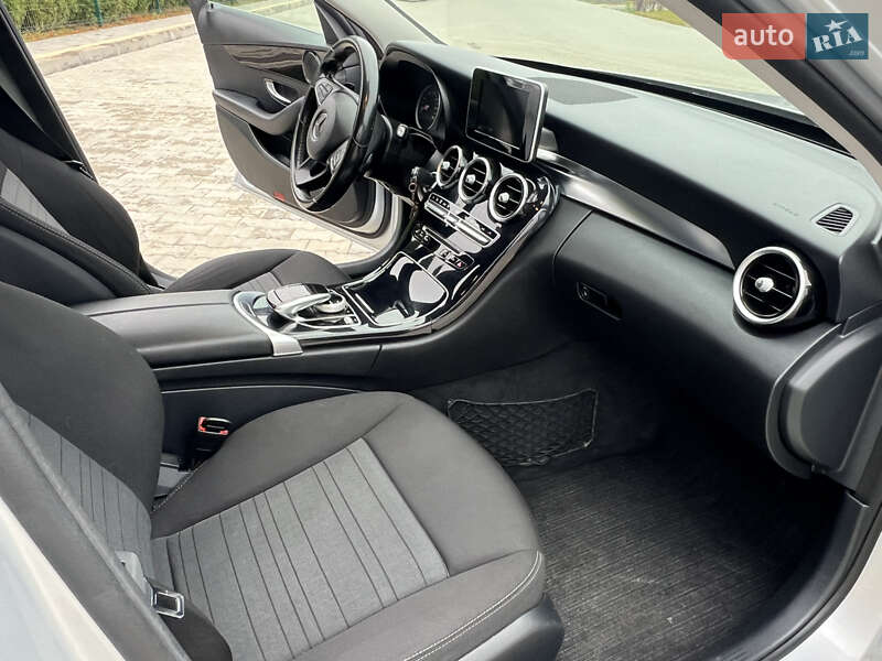 Универсал Mercedes-Benz C-Class 2015 в Одессе