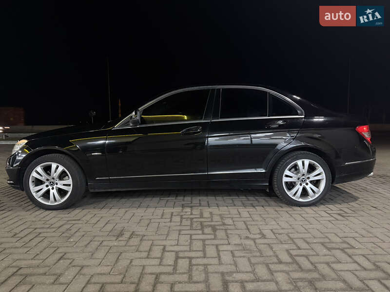 Седан Mercedes-Benz C-Class 2007 в Киеве