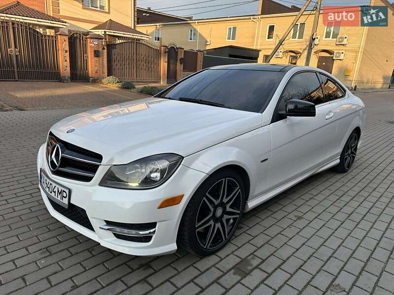 Mercedes-Benz C-Class 2012