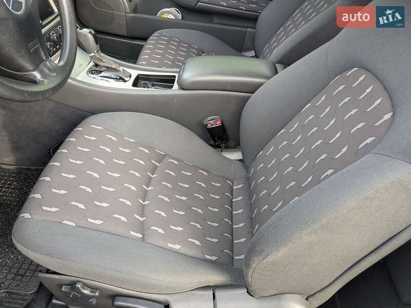 Купе Mercedes-Benz C-Class 2002 в Львове