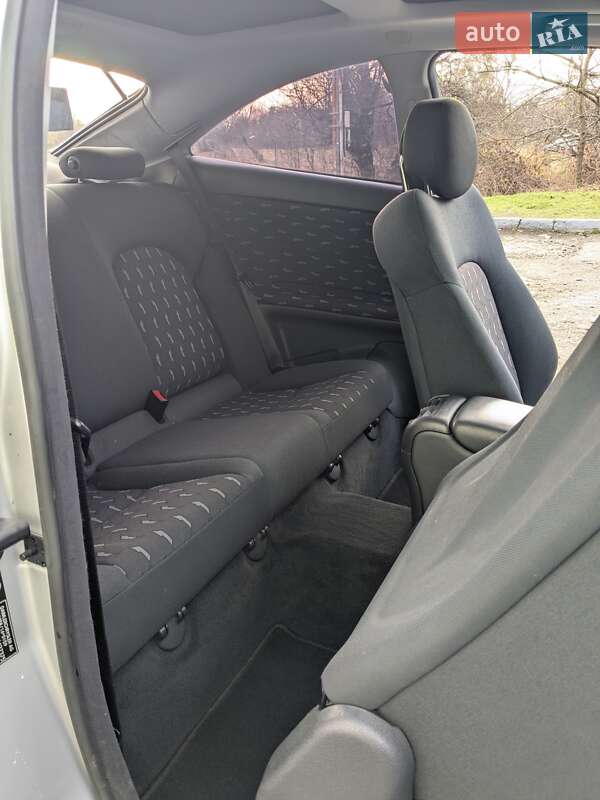 Купе Mercedes-Benz C-Class 2002 в Львове