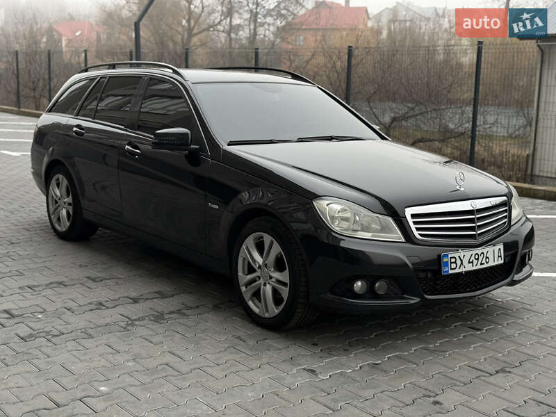 Универсал Mercedes-Benz C-Class 2012 в Хмельницком