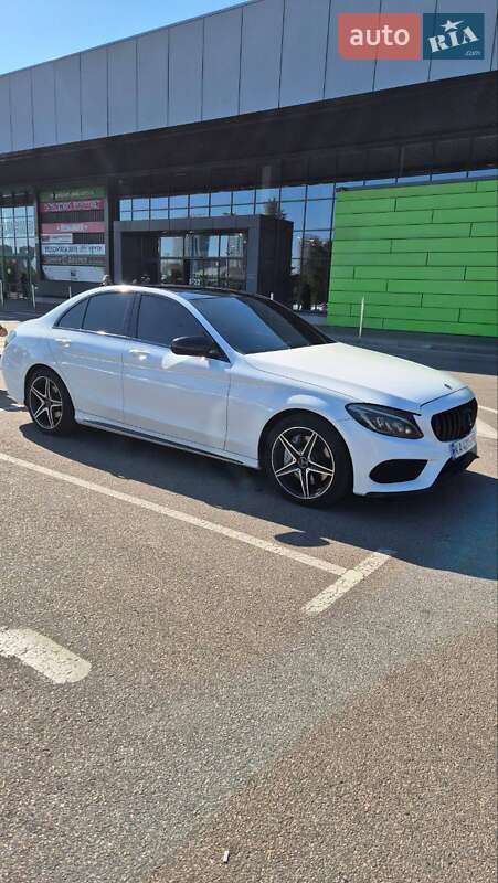 Седан Mercedes-Benz C-Class 2015 в Киеве