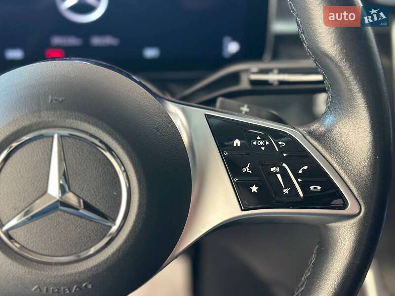 Седан Mercedes-Benz C-Class 2021 в Львове