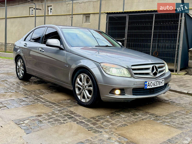Mercedes-Benz C-Class 2007
