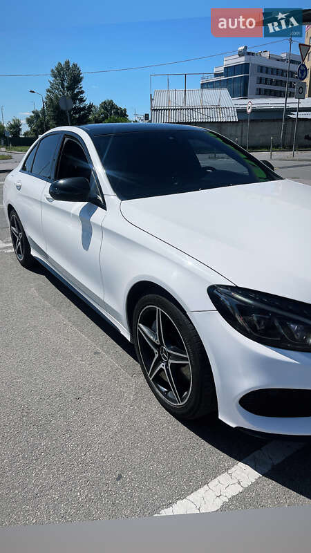 Седан Mercedes-Benz C-Class 2015 в Киеве