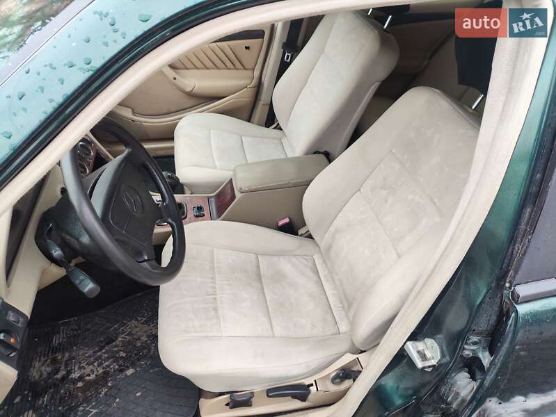 Седан Mercedes-Benz C-Class 1999 в Козове