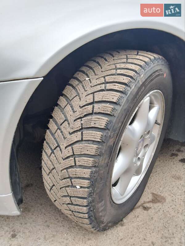 Седан Mercedes-Benz C-Class 2001 в Бердичеві