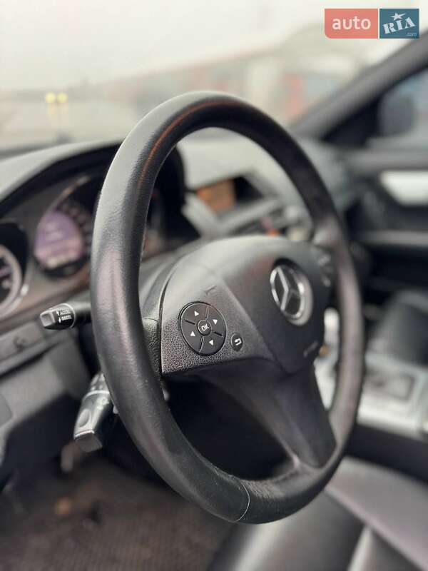 Седан Mercedes-Benz C-Class 2008 в Полтаві