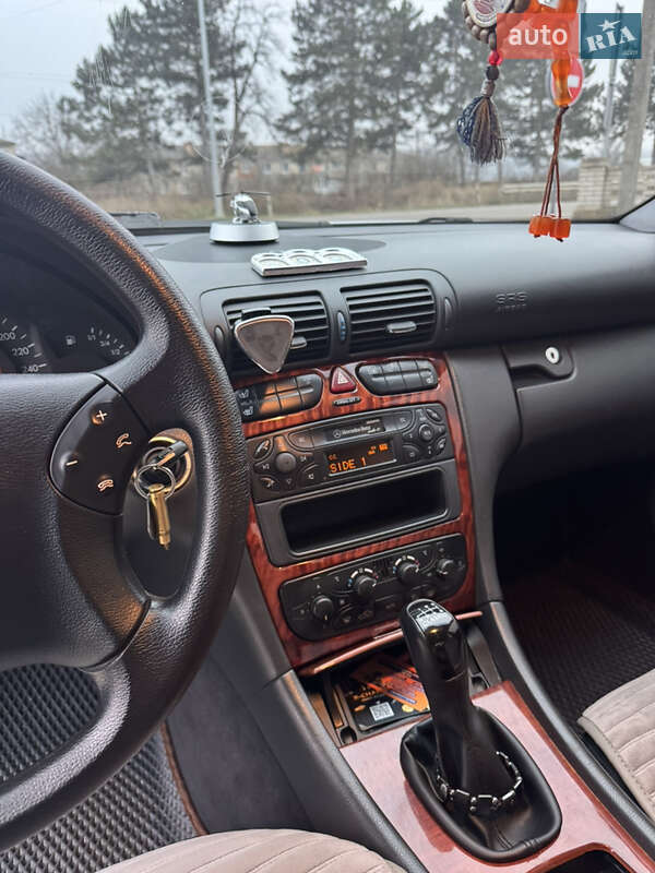 Седан Mercedes-Benz C-Class 2001 в Виннице
