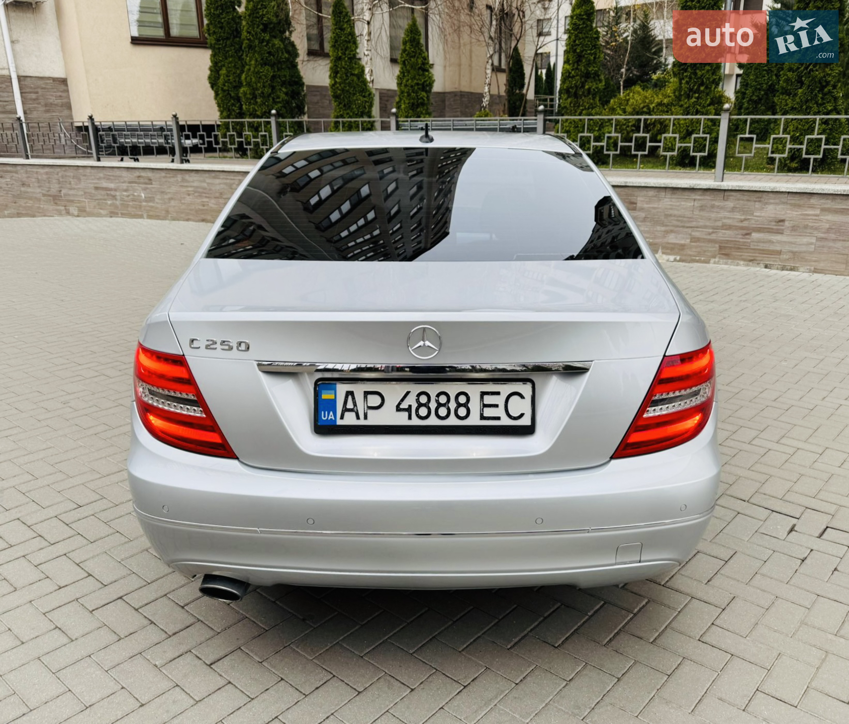 Mercedes-Benz C-Class 2012 VIN WDD2040471A697694 фото оголошення 8 з 38