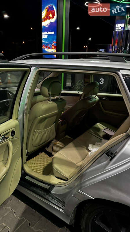 Універсал Mercedes-Benz C-Class 2004 в Одесі