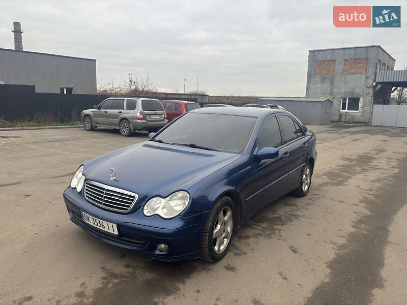 Mercedes-Benz C-Class 2002
