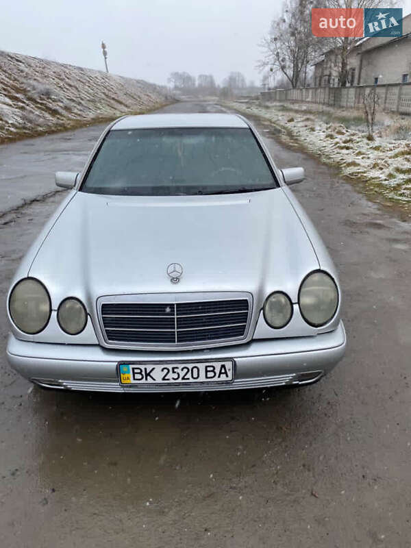 Седан Mercedes-Benz C-Class 1999 в Рокитном