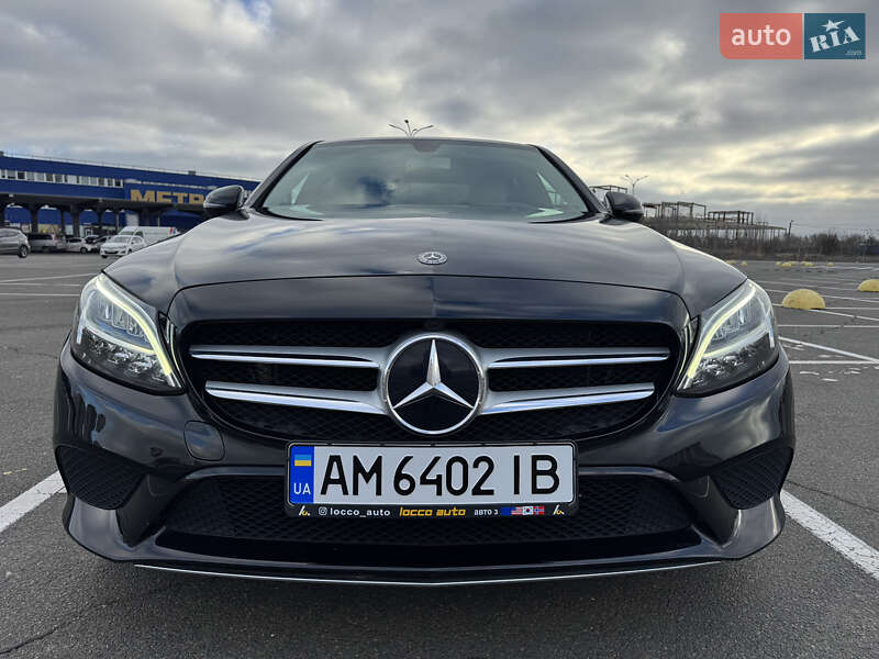 Седан Mercedes-Benz C-Class 2019 в Києві