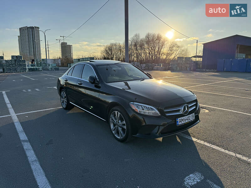 Седан Mercedes-Benz C-Class 2019 в Києві