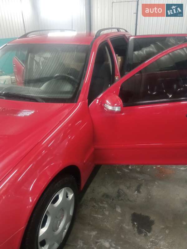 Универсал Mercedes-Benz C-Class 2006 в Радомышле