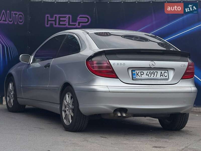 Купе Mercedes-Benz C-Class 2002 в Запоріжжі