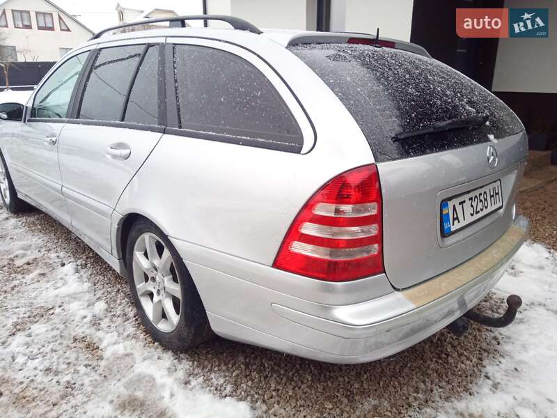 Универсал Mercedes-Benz C-Class 2006 в Ивано-Франковске