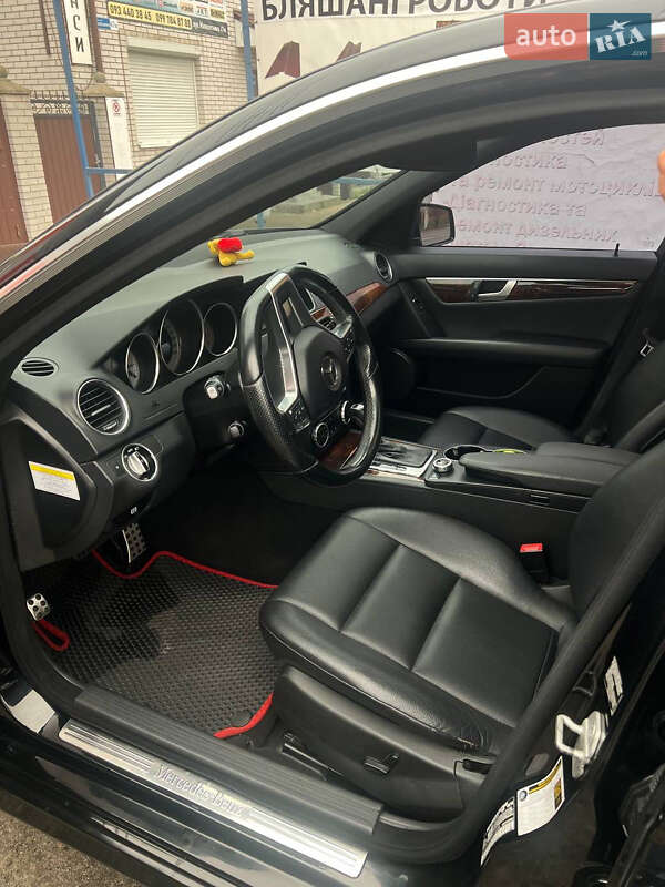 Седан Mercedes-Benz C-Class 2013 в Києві
